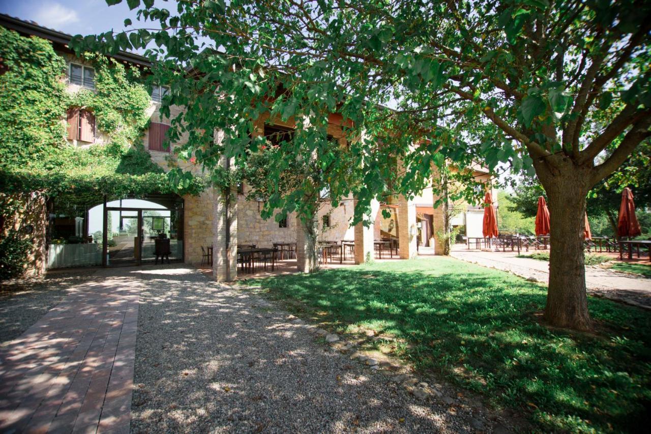Agriturismo La Razza レッジョ・エミリア エクステリア 写真