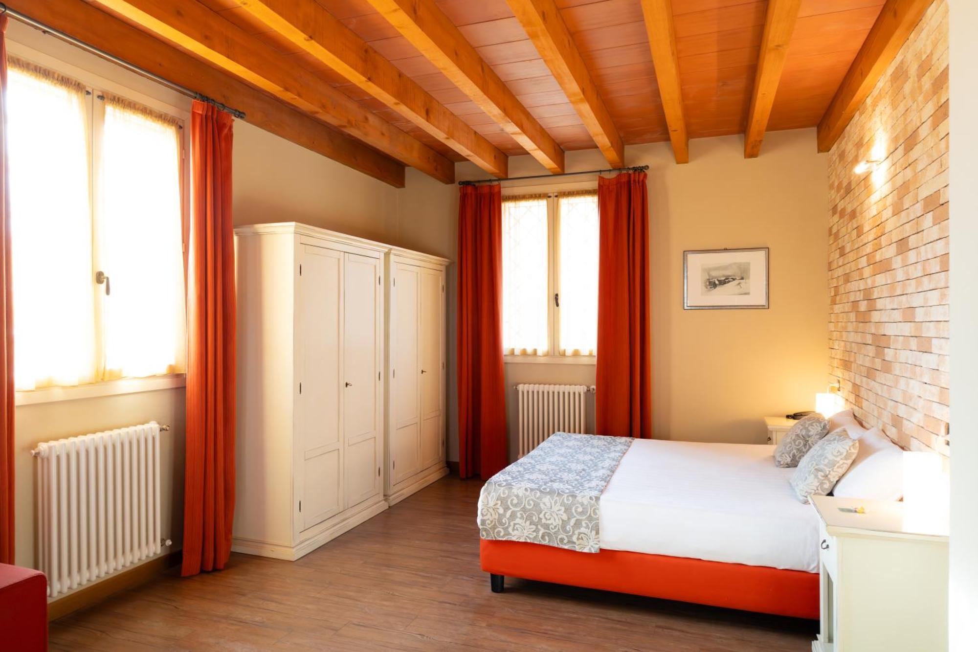 Agriturismo La Razza レッジョ・エミリア エクステリア 写真